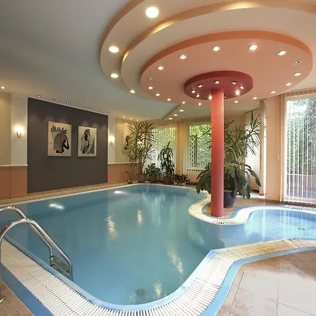 Pod Lipami شتشيتسين