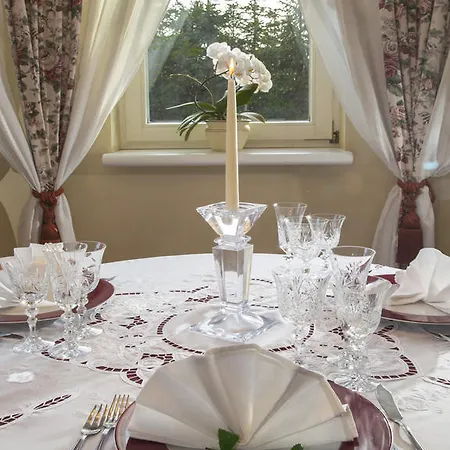 فندق Pod Lipami شتشيتسين