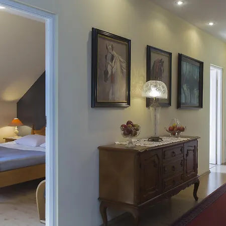 Otel Pod Lipami Szczecin