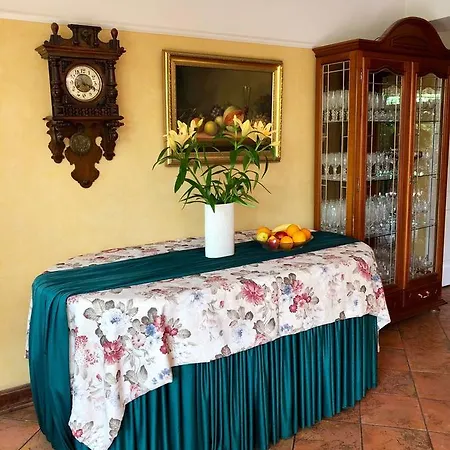 فندق Pod Lipami شتشيتسين