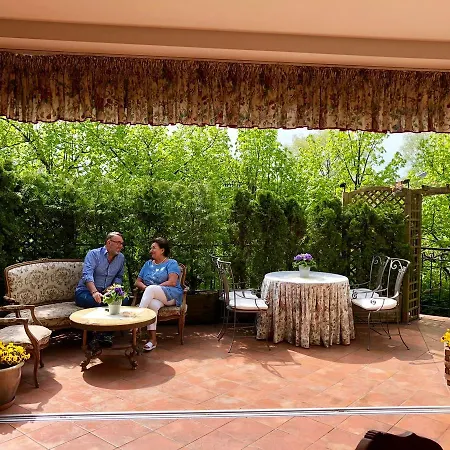 Pod Lipami 3* شتشيتسين