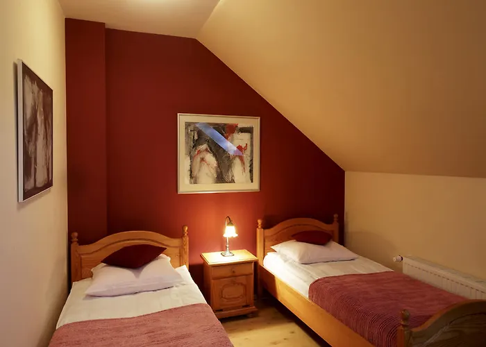 Pod Lipami 슈체친