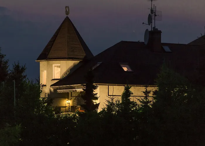 호텔 Pod Lipami 슈체친